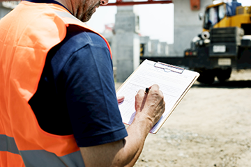 Hazard Communication for Construction: How to Use Labels and Safety Data Sheets (US)